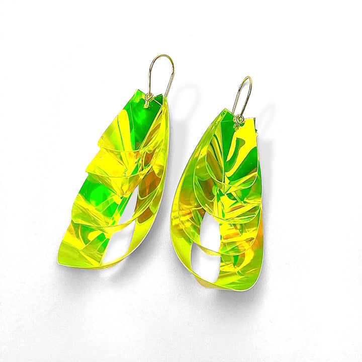 Waterfall medium rainbow/yellow (a pair)