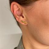 Twisted earstud